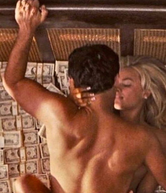 Margot Robbie and Leonardo diCaprio XXX porn scene from the movie The Wolf of Wall Street.