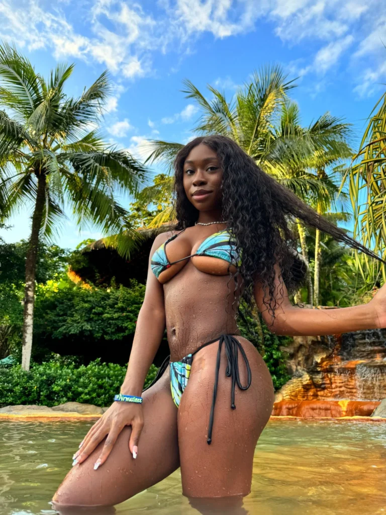 Airmaxxx (@airmaxxx) Black Girl onlyfans model picture wearing sexy blue bikini